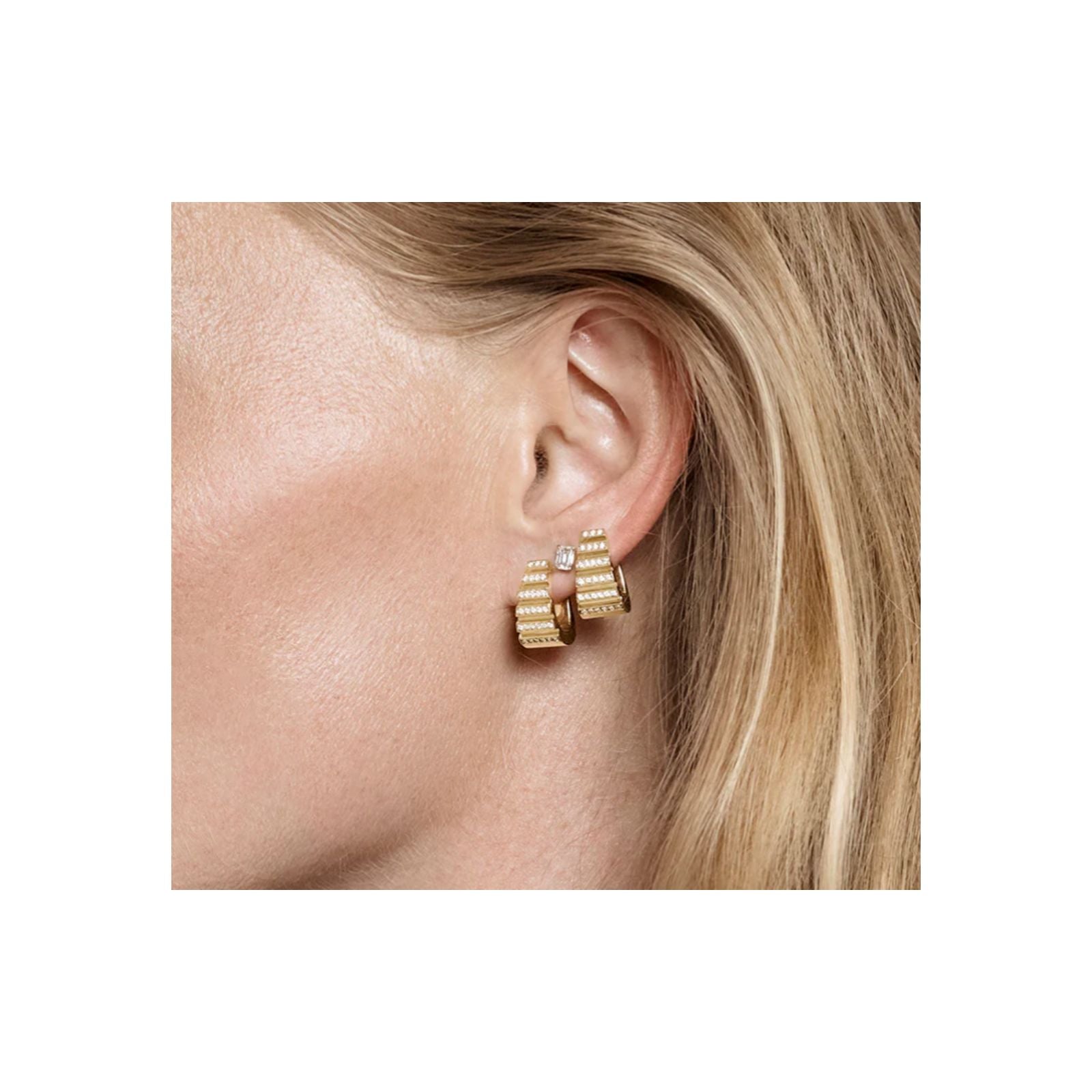 Small Pave Escalier Hoops