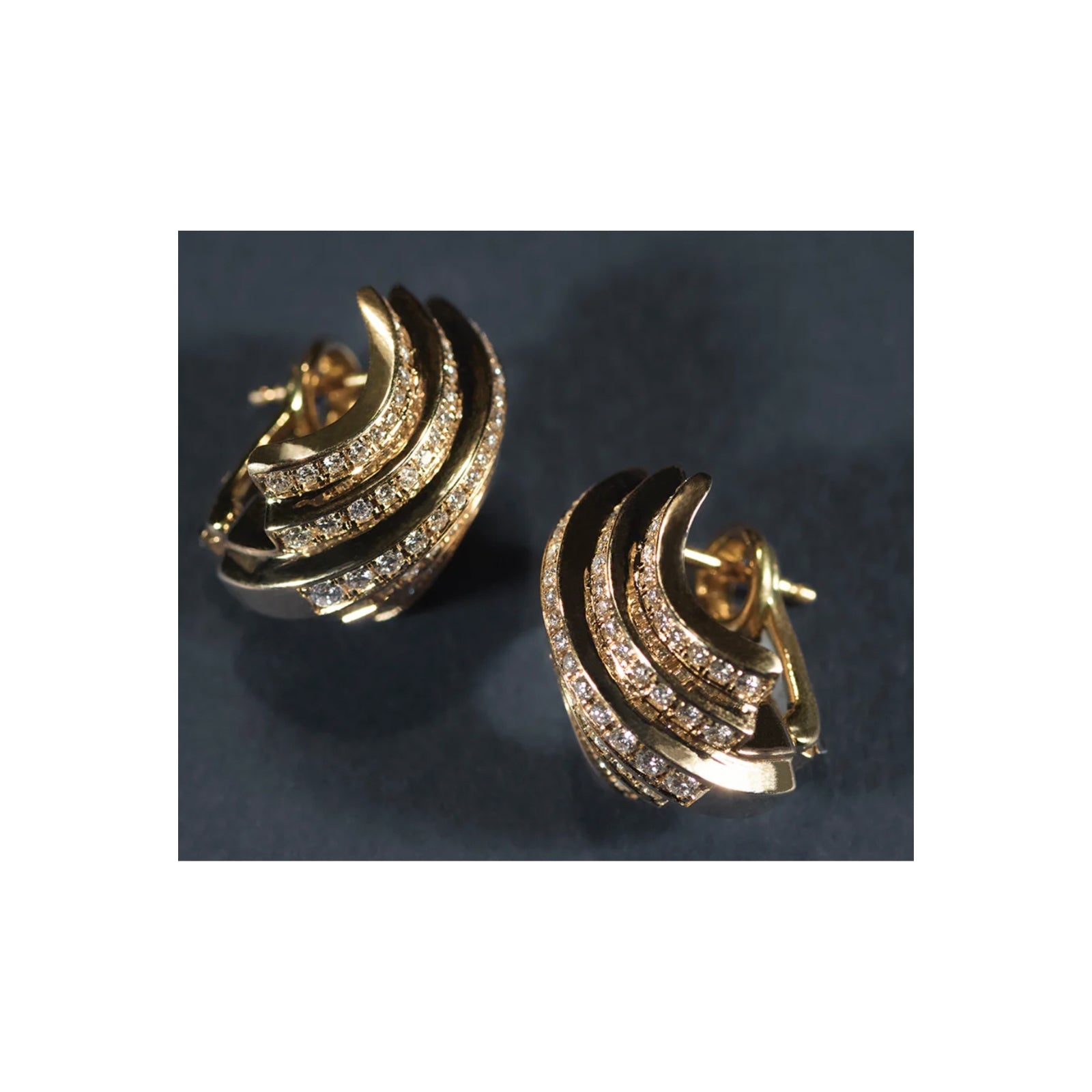 Large Fluid Starcase Scattered Earrings